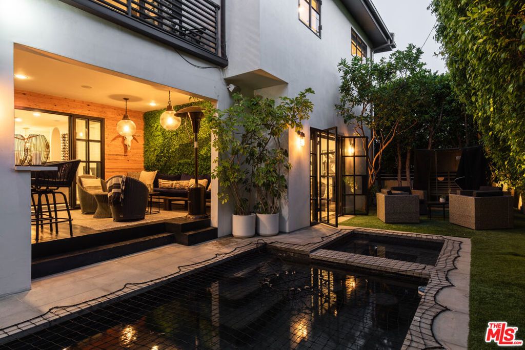 3159 Thatcher Avenue, Marina Del Rey, CA 90292