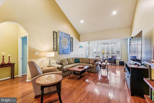 320 LENNOX DR, Fallston, MD 21047