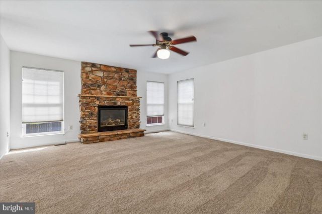 8737 HACKNEY DR, Bristow, VA 20136