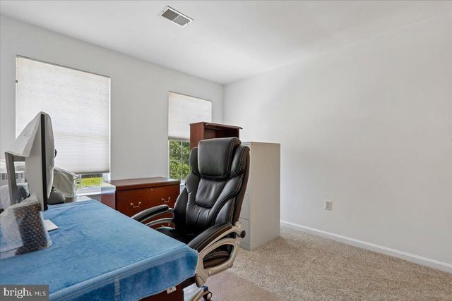 8737 HACKNEY DR, Bristow, VA 20136