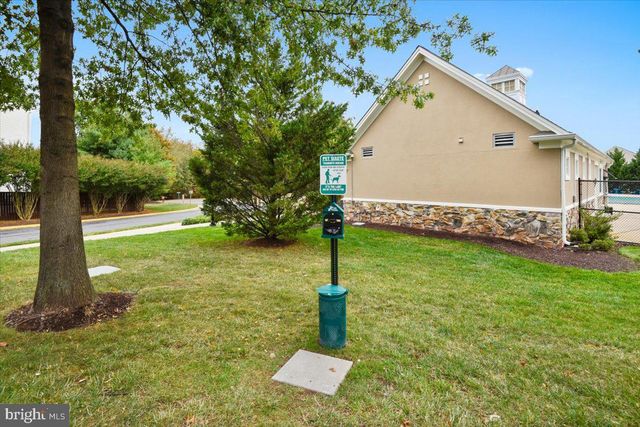 8737 HACKNEY DR, Bristow, VA 20136