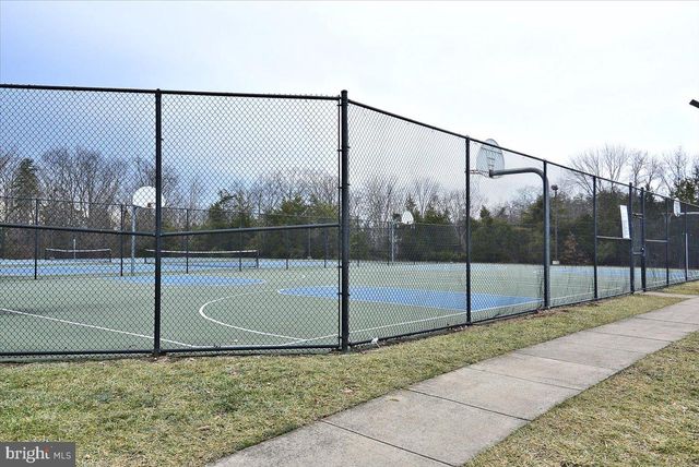 8737 HACKNEY DR, Bristow, VA 20136