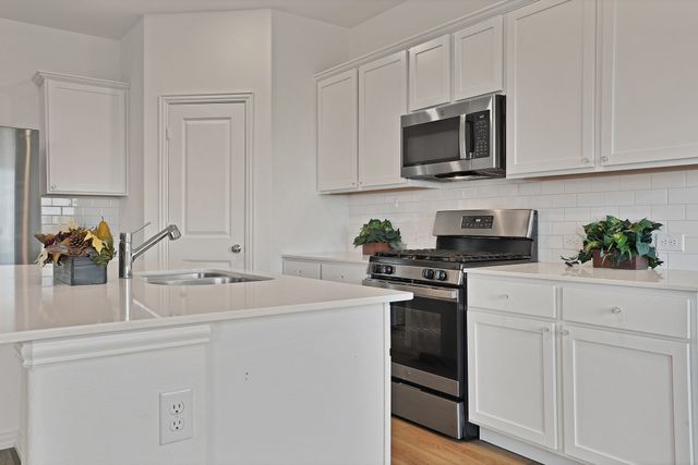 3204 Renaissance Drive, Denton, TX 76207