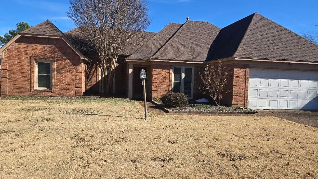 4290 CREEK MANOR LN, Memphis, TN 38125