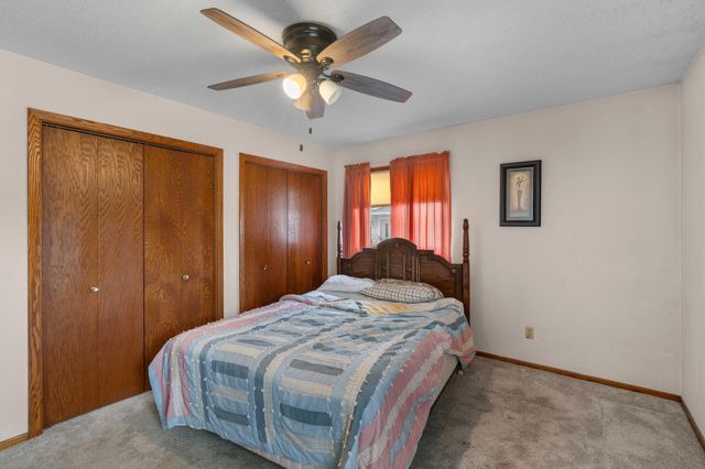 431 Skillman Avenue E, Maplewood, MN 55117