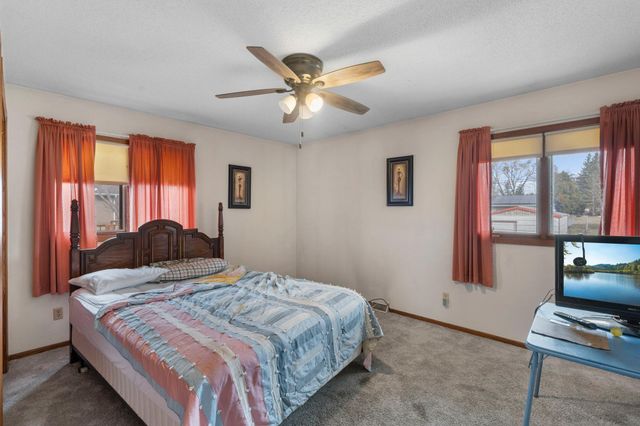 431 Skillman Avenue E, Maplewood, MN 55117