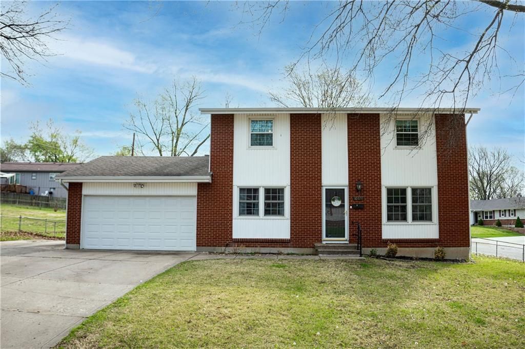 16828 E 31 Street S, Independence, MO 64055