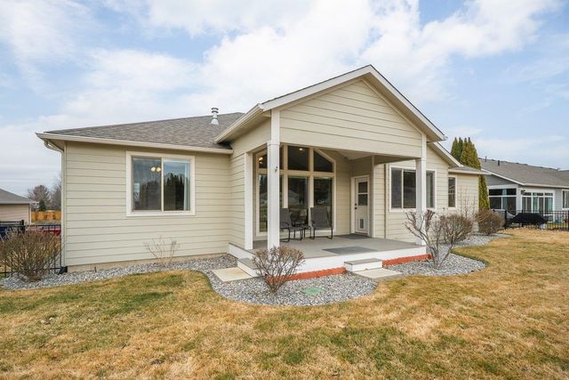 9617 W January Dr, Cheney, WA 99004