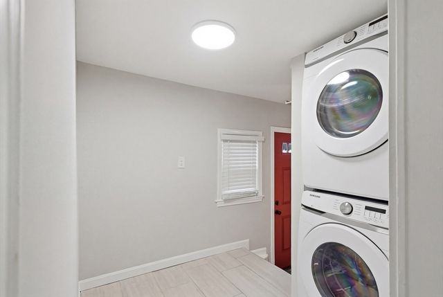 86 Indian Rd, Waltham, MA 02451