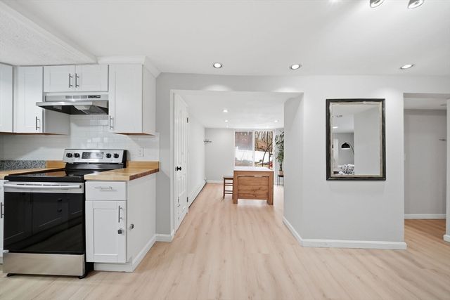 86 Indian Rd, Waltham, MA 02451