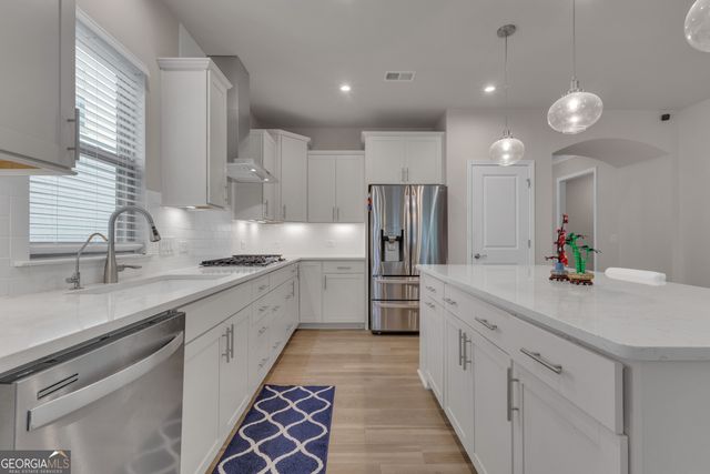 549 Colebrook Way, Peachtree City, GA 30269