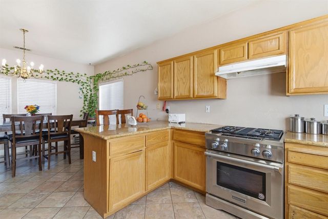 2147 Sorrel Dr, Turlock, CA 95380