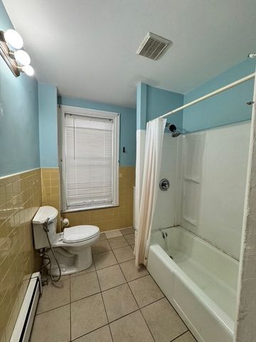 156 Billiings St 1, Quincy, MA 02171