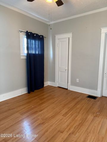 3851 S 5th St, Louisville, KY 40214