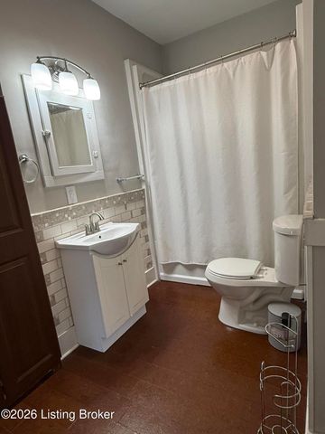 3851 S 5th St, Louisville, KY 40214
