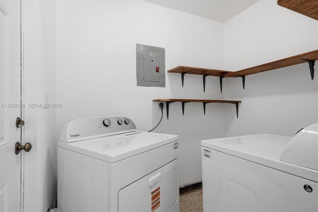 3500 SW 26th St A, Miami, FL 33133