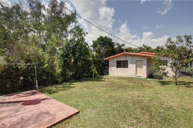 3500 SW 26th St A, Miami, FL 33133