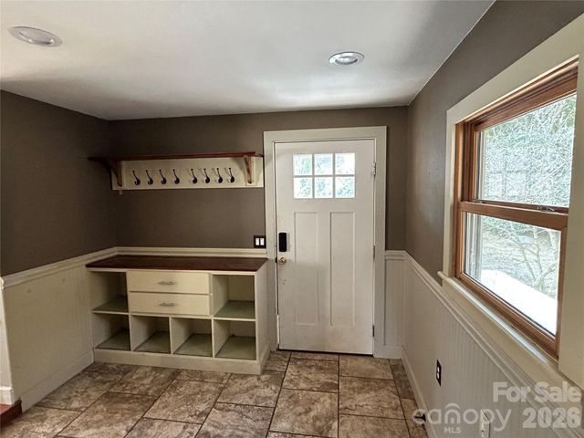 330 Potts Drive, Waynesville, NC 28785