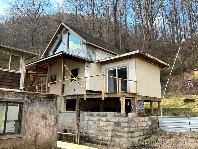 330 Potts Drive, Waynesville, NC 28785