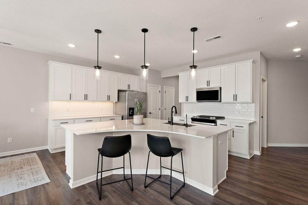 11255 Crestbury Drive, Woodbury, MN 55129 — photo 3