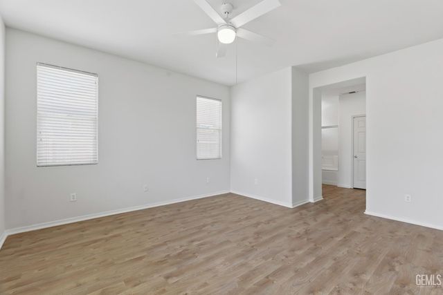 11910 Compass Avenue, Bakersfield, CA 93312