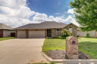 1102 South Hazelnut Avenue, Springfield, MO 65802