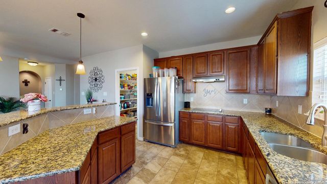 522 BALTUSTROL DR, Cibolo, TX 78108