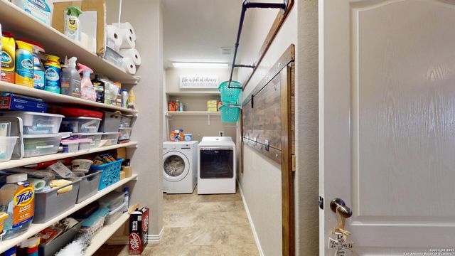 522 BALTUSTROL DR, Cibolo, TX 78108