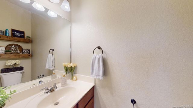 522 BALTUSTROL DR, Cibolo, TX 78108