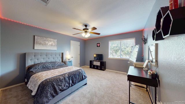 522 BALTUSTROL DR, Cibolo, TX 78108