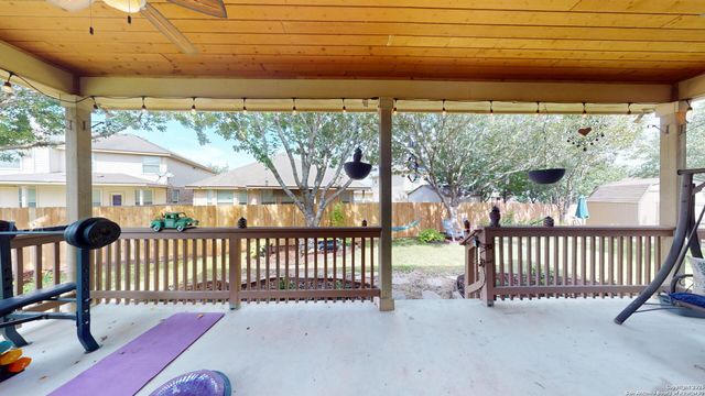 522 BALTUSTROL DR, Cibolo, TX 78108
