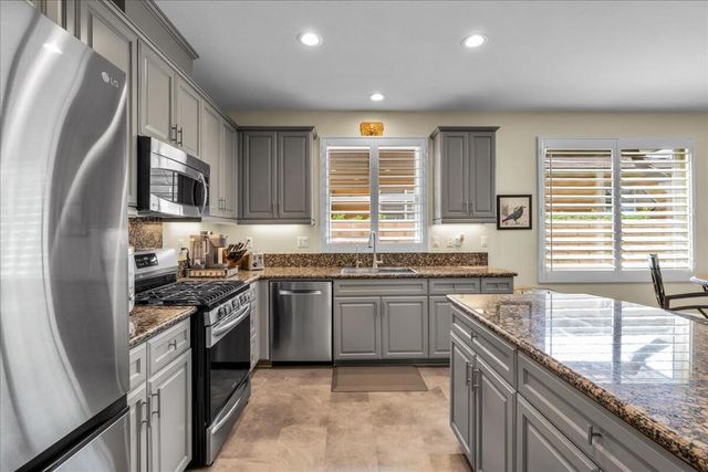 3909 Blue Sky Way, Palm Springs, CA 92262