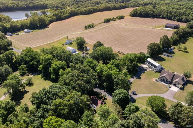 10281 County Road 4, Middlebury, IN 46540