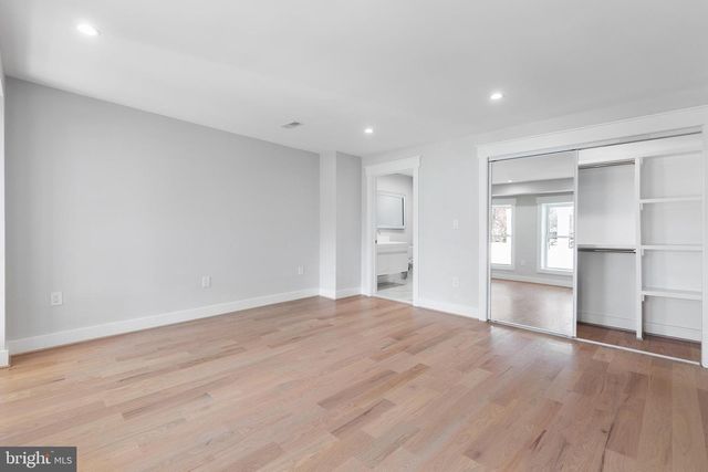 2100 S PIERCE ST, Arlington, VA 22202