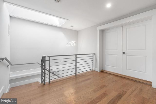 2100 S PIERCE ST, Arlington, VA 22202