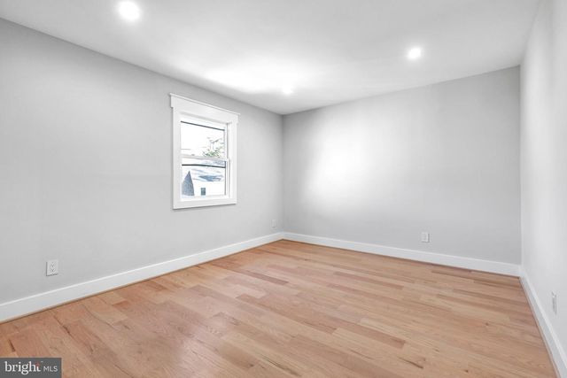 2100 S PIERCE ST, Arlington, VA 22202