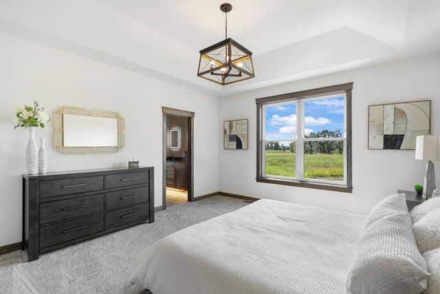 2490 179th Avenue NE, Ham Lake, MN 55304