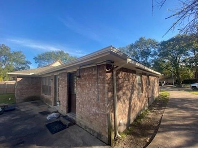 4306 Saratoga Drive, Houston, TX 77088