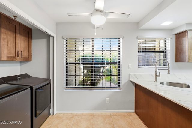 8300 E VIA DE VENTURA Boulevard 1016, Scottsdale, AZ 85258