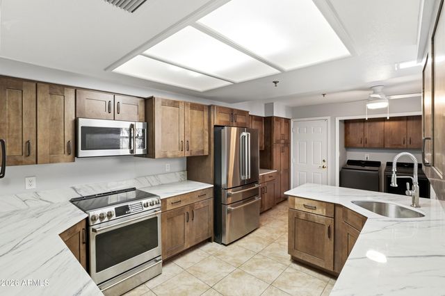 8300 E VIA DE VENTURA Boulevard 1016, Scottsdale, AZ 85258