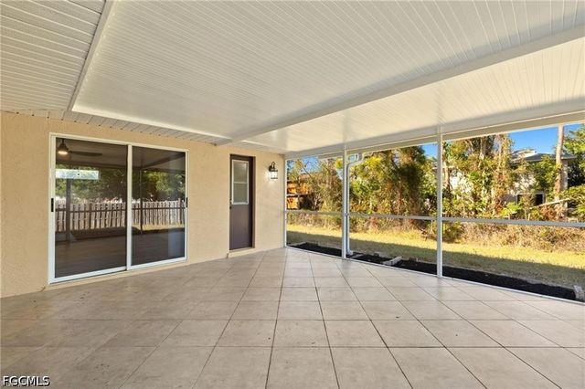 8093 Caloosa RD, Fort Myers, FL 33967