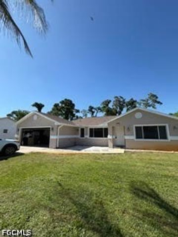 8093 Caloosa RD, Fort Myers, FL 33967