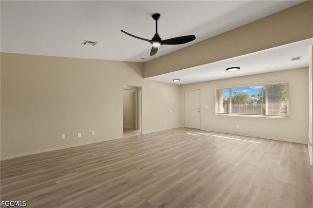 8093 Caloosa RD, Fort Myers, FL 33967