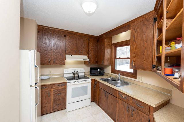 1008 Marnie Street S, Maplewood, MN 55119