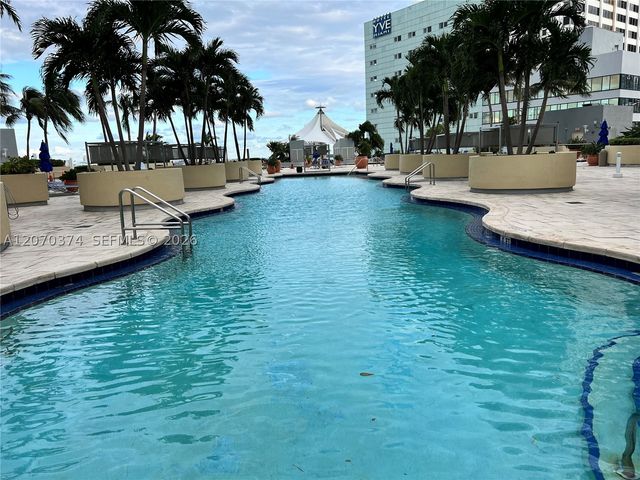 253 NE 2nd St 4607, Miami, FL 33132
