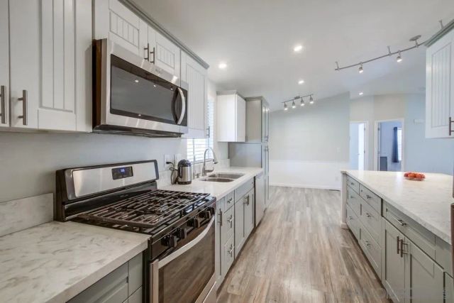 450 E Bradley Ave SPC 69, El Cajon, CA 92021