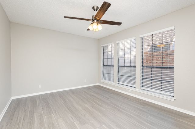 18240 Midway Road 204, Dallas, TX 75287