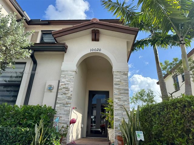 10020 SW 228th Ter, Miami, FL 33190