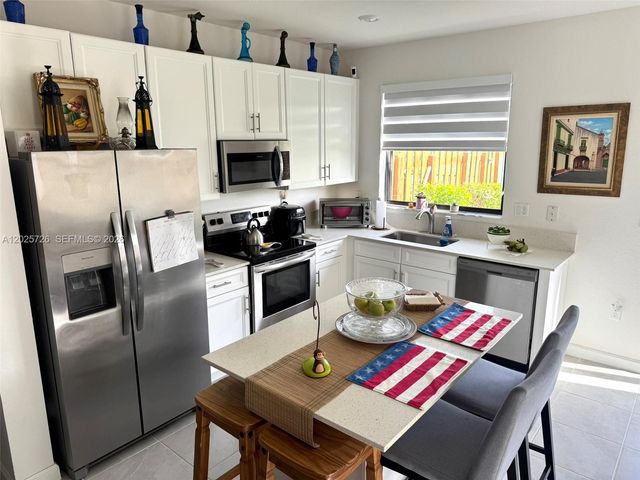 10020 SW 228th Ter, Miami, FL 33190