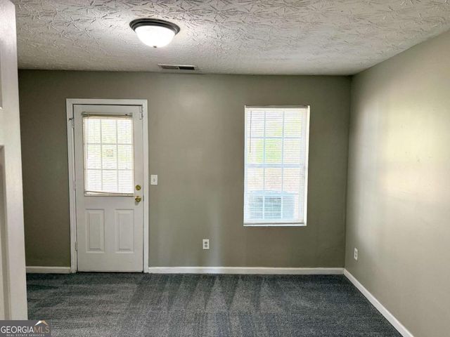 1691 Redan W, Lithonia, GA 30058